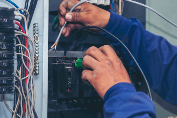 Best 24-Hour Electrician  in Albany, MO